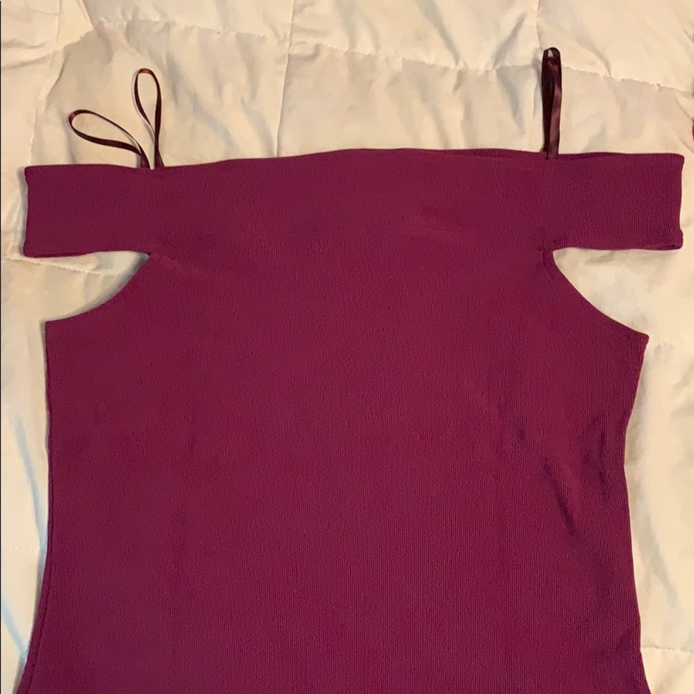 Guess Off thé Shoulder Top